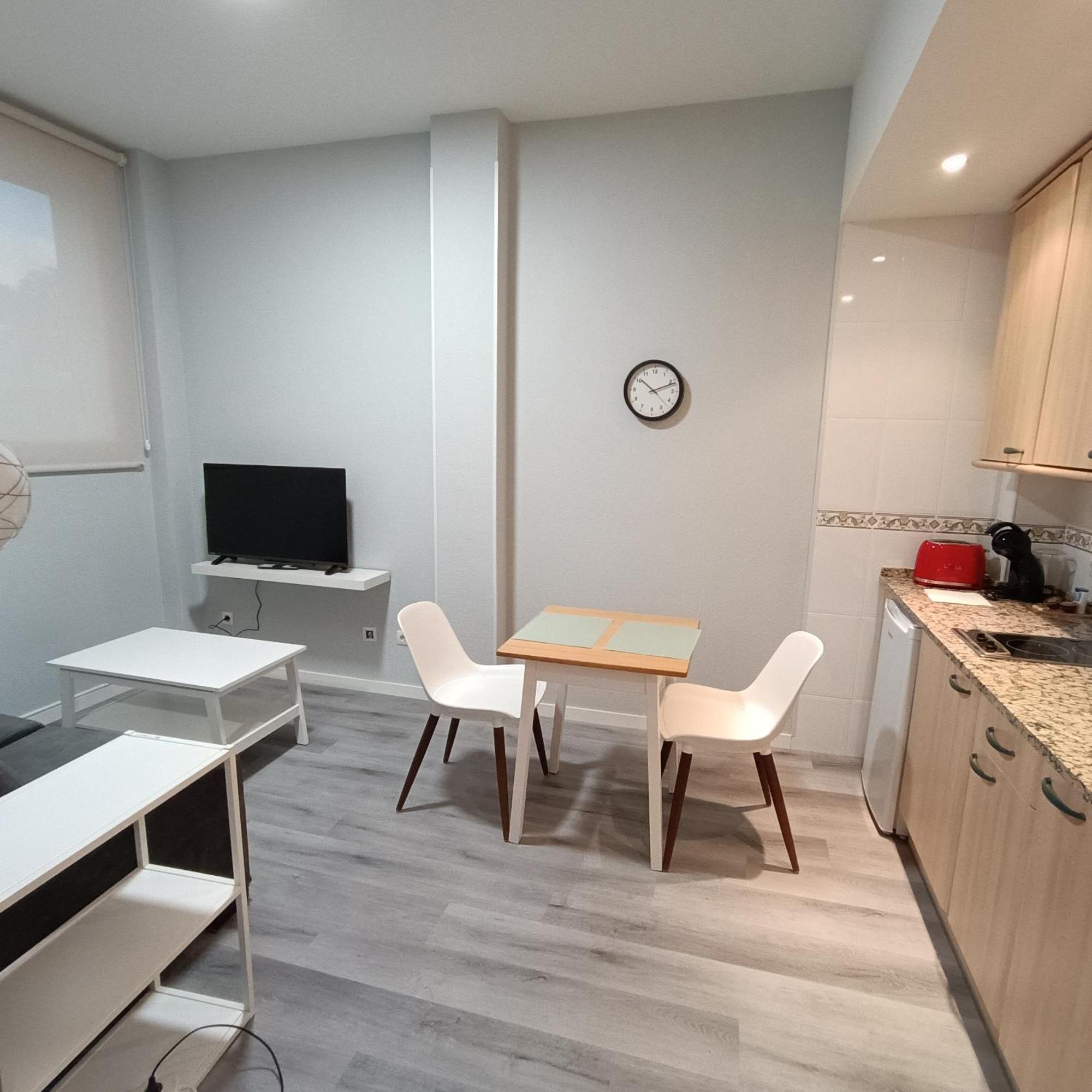 Apartamentos Go Covaresa Parking Gratuito Bajo Disponibilidad Вальядолід Екстер'єр фото